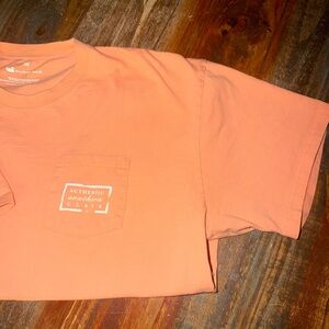 GOOD CONDITION Southern Marsh Coral Pocket Tee